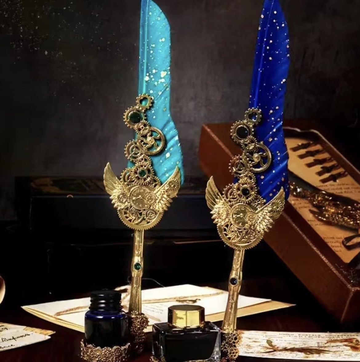 Vintage Vibes - Antique Calligraphy Feather Pen Set